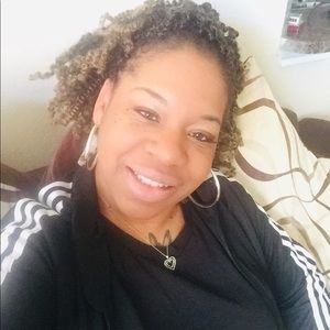 Meet your Posher, Alleah